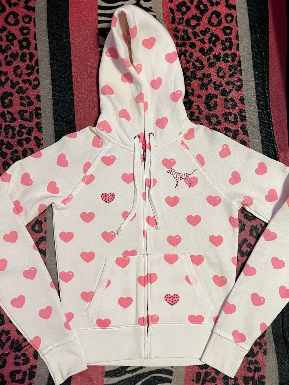 Vintage PINK Victoria's Secret 2007 white and pink heart rhinestone zipup jacket - Picture 2 of 12